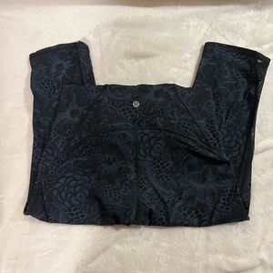 Lululemon cropped leggings
